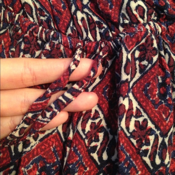 SOLD Hollister Cute Vintage Floral Pattern Romper - Picture 3 of 7